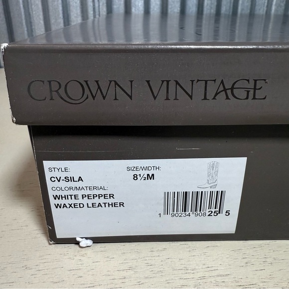 Crown Vintage Women's 8.5 White Leather Western Embroidered Cowboy Boots in Box - Picture 3 of 12